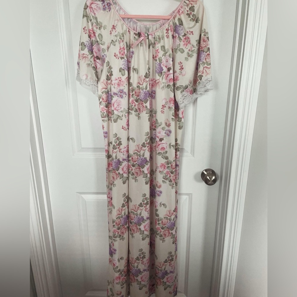 Shabby Chic style floral lace trim night dress size large
